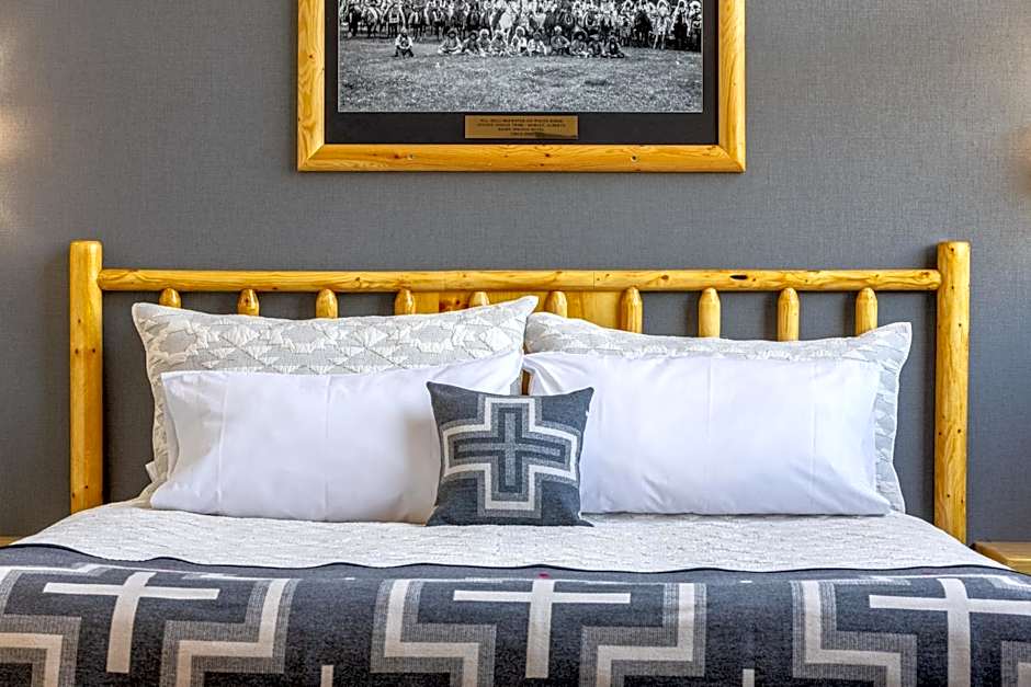 Brewsters Mountain Lodge