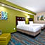 La Quinta Inn & Suites by Wyndham Dallas Grand Prairie South