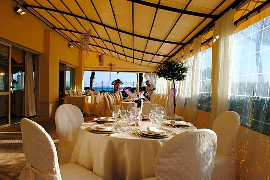 Hotel Holiday Sul Lago