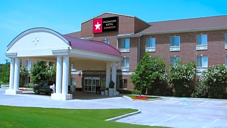 Magnuson Hotel Commerce