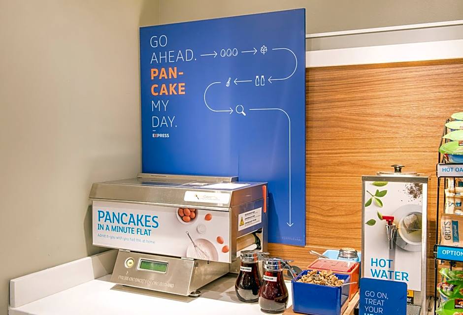 Holiday Inn Express & Suites Milton East I-10 By IHG