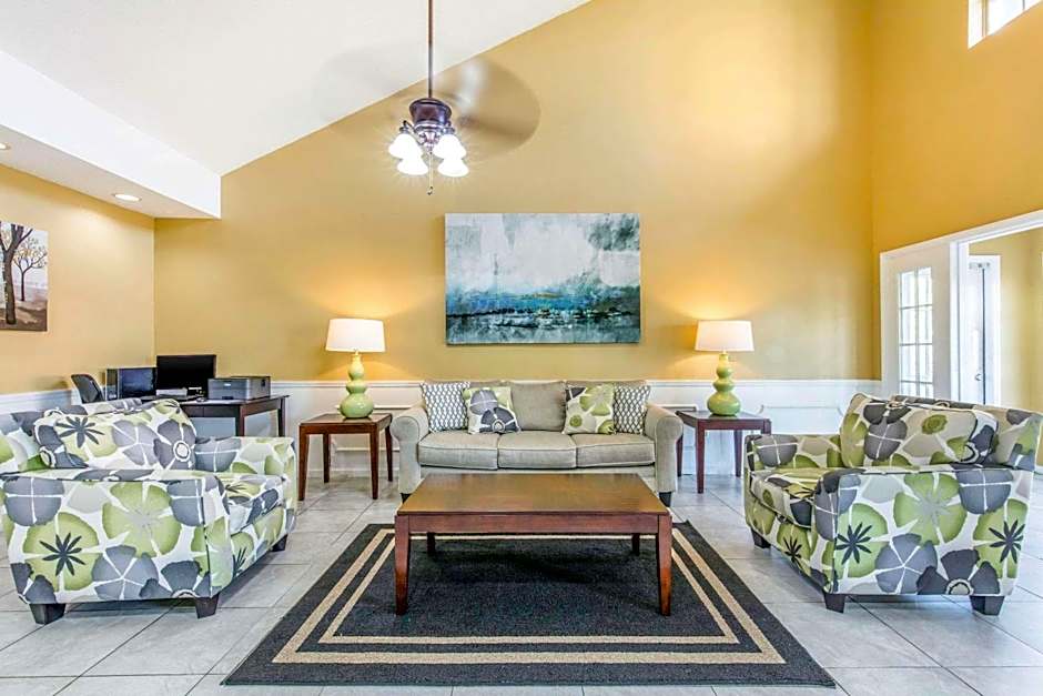 Quality Inn Bessemer I-20 exit 108