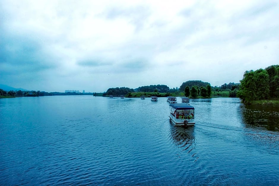 Ramada Plaza by Wyndham Chongqing West