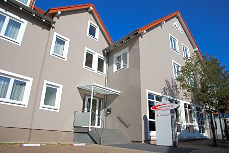 Walldorf Suites Boutique Hotel