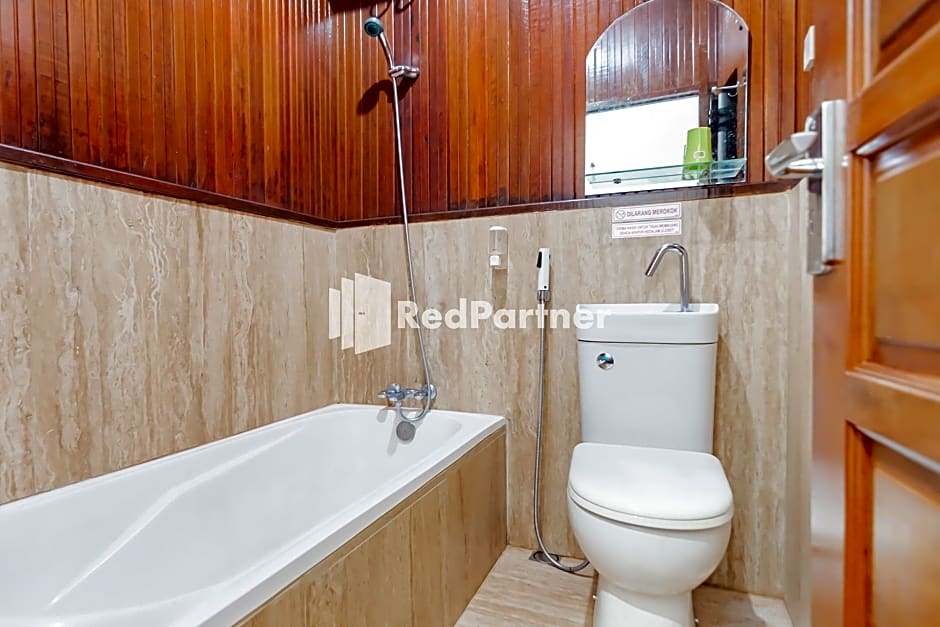 Langkar Guest House Syariah Mitra RedDoorz