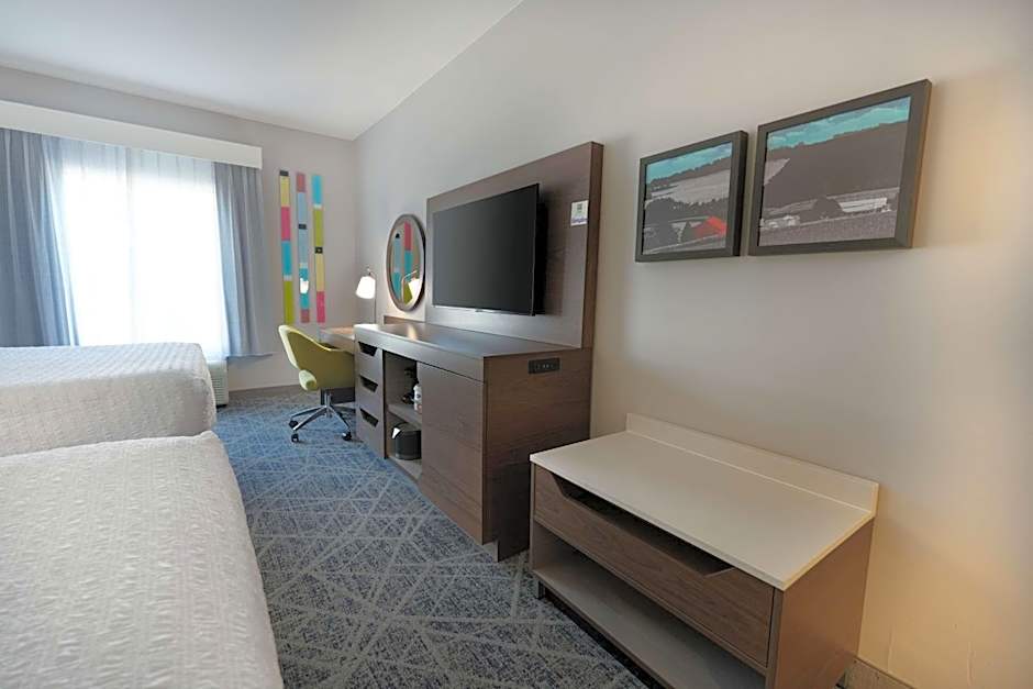 Hampton Inn By Hilton And Suites Tulsa Central
