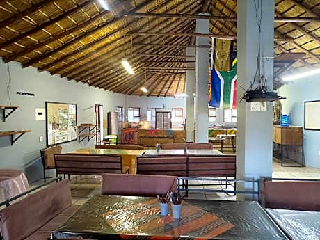 10-Bed Mixed Dormitory Room