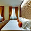 Solo Experience Hotel