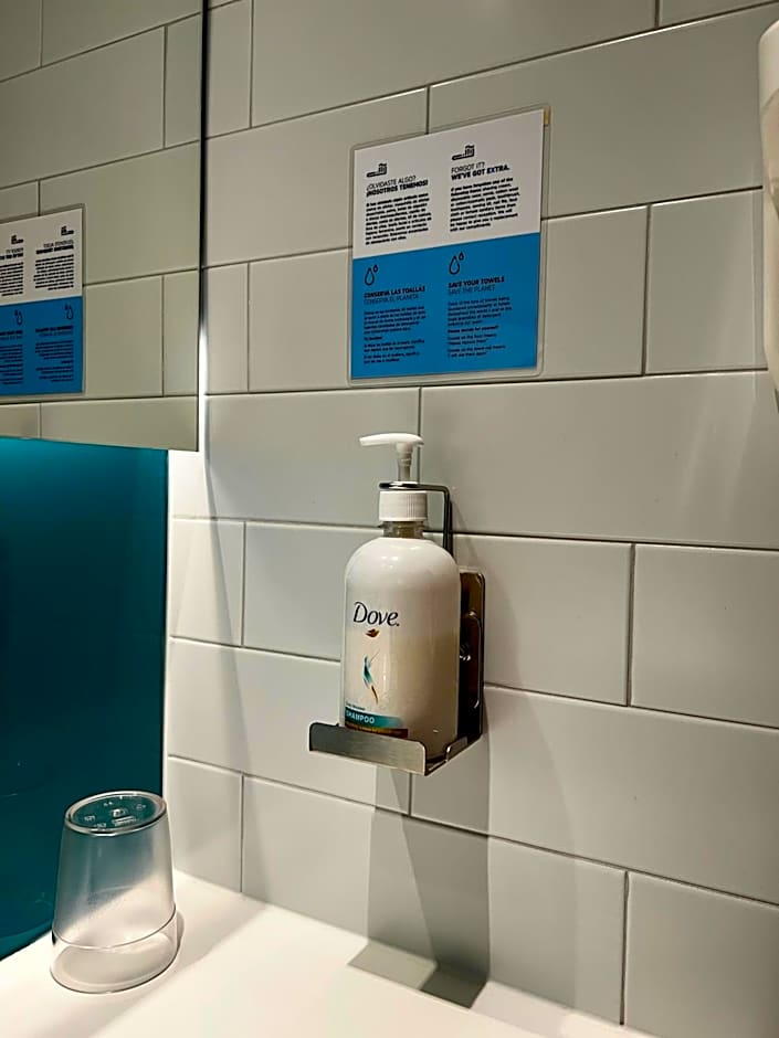 Holiday Inn Express Madrid Airport By IHG