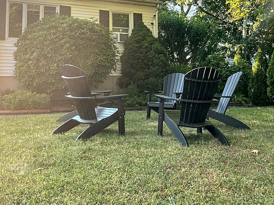 Founder's Brook Motel and Suites