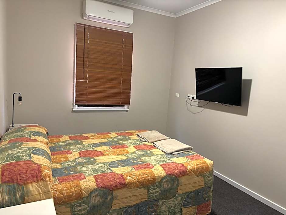 Broken Hill Tourist Lodge