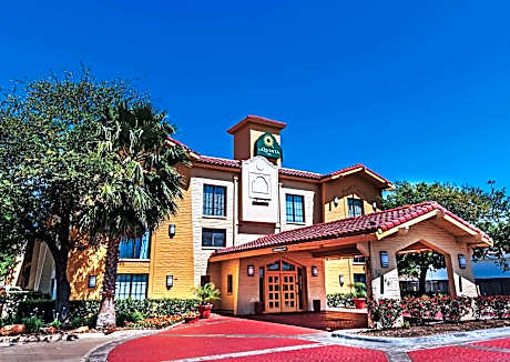 Travelodge by Wyndham Houston Cy-Fair