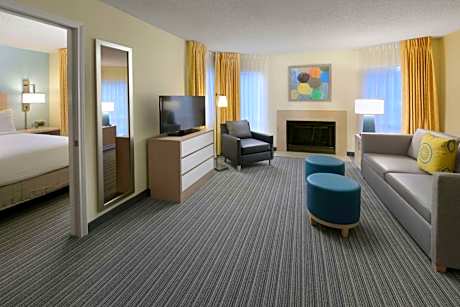 Two-Bedroom Suite