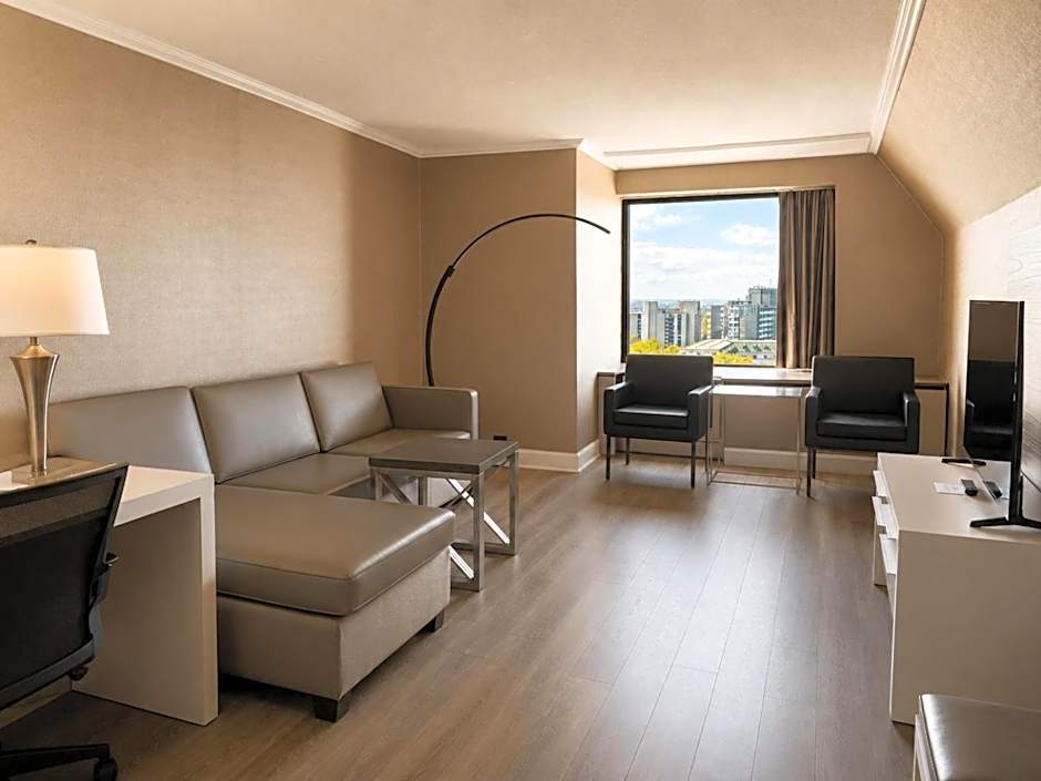 Photo 1 of 4 of 1 King Bed Suite