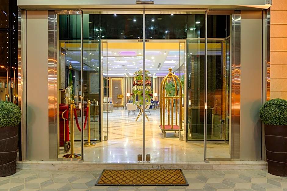 Crown Rose Al Sahafa Hotel