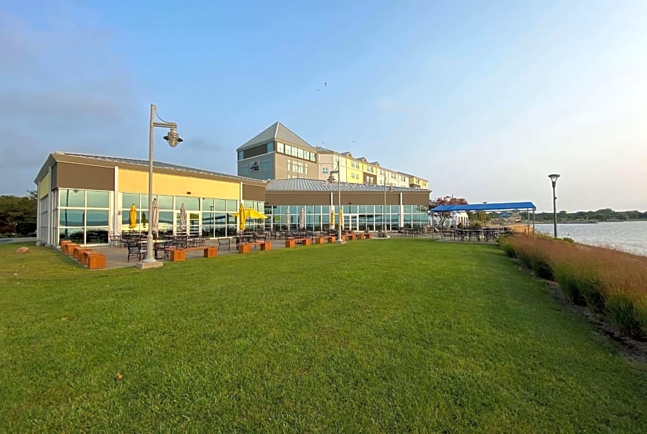41 Lakefront Hotel, Trademark Collection by Wyndham