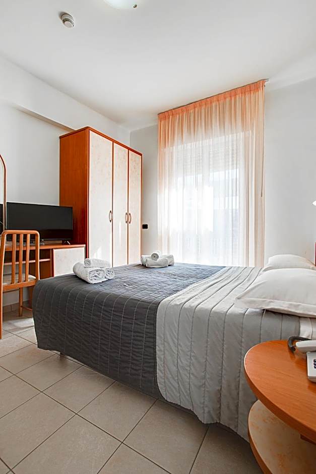 HOTEL VILLA MARIA