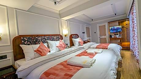 Superior Triple Room