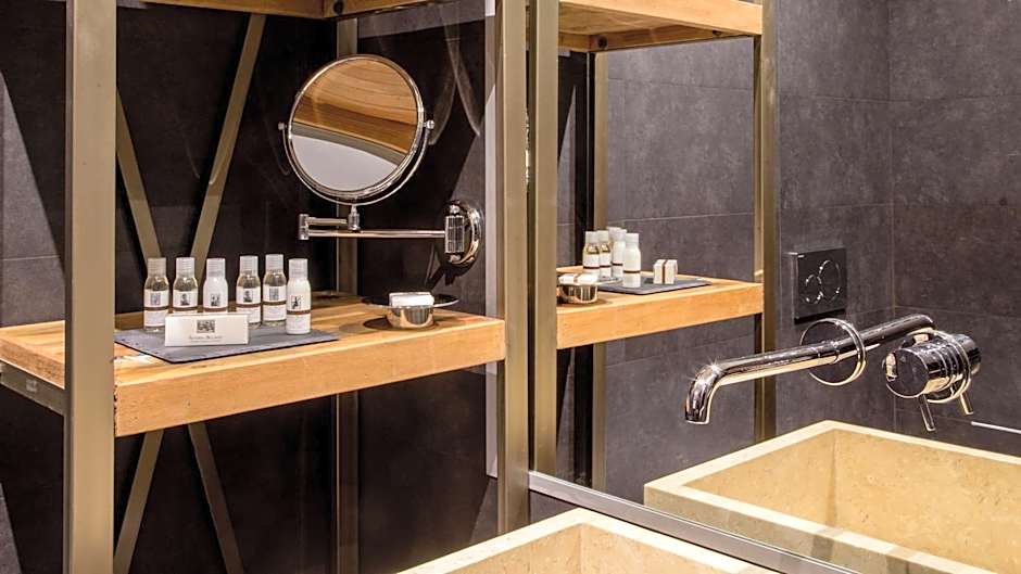 QT Suites Roma