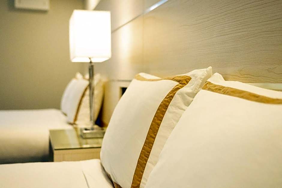 Quality Inn Sunshine Suites