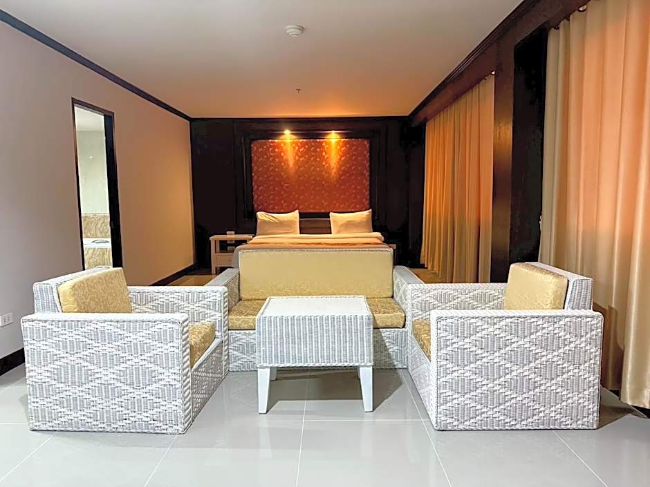 Piyaporn Pavilion Hotel