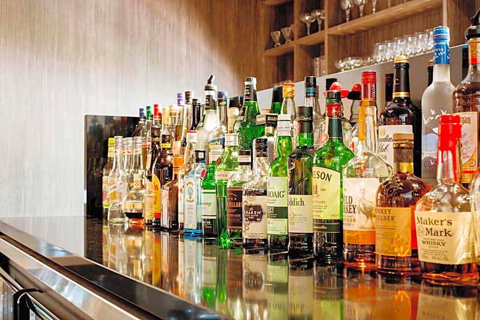 QUALITY HOTEL LAKESIDE