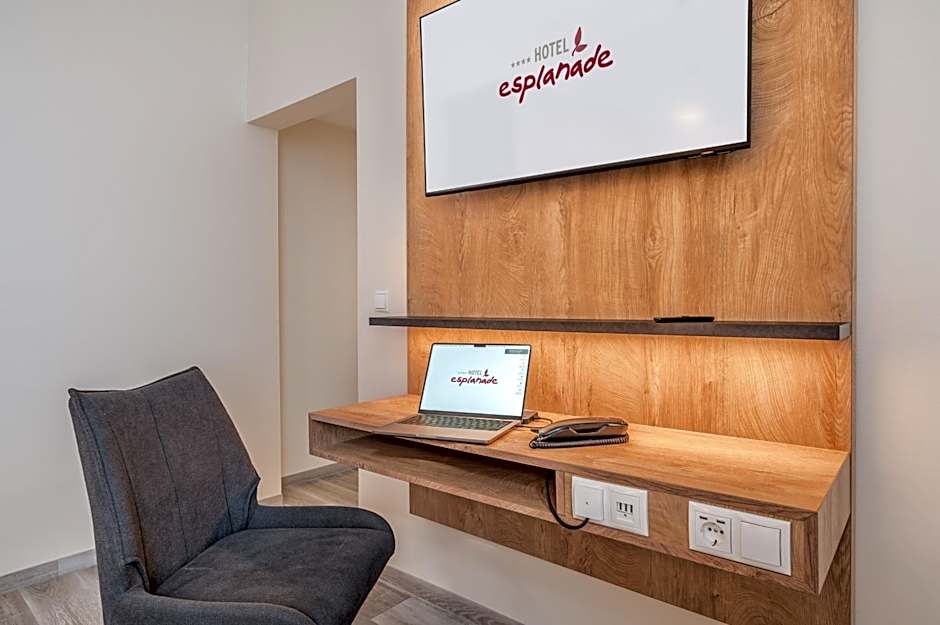 Hotel Esplanade