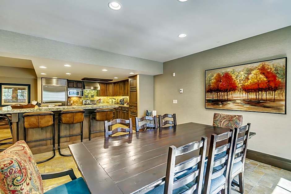 The Chateaux Deer Valley