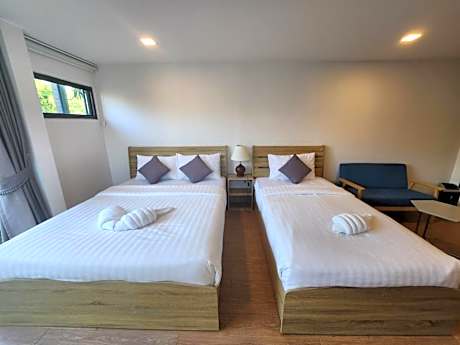 Triple Room with Garden View