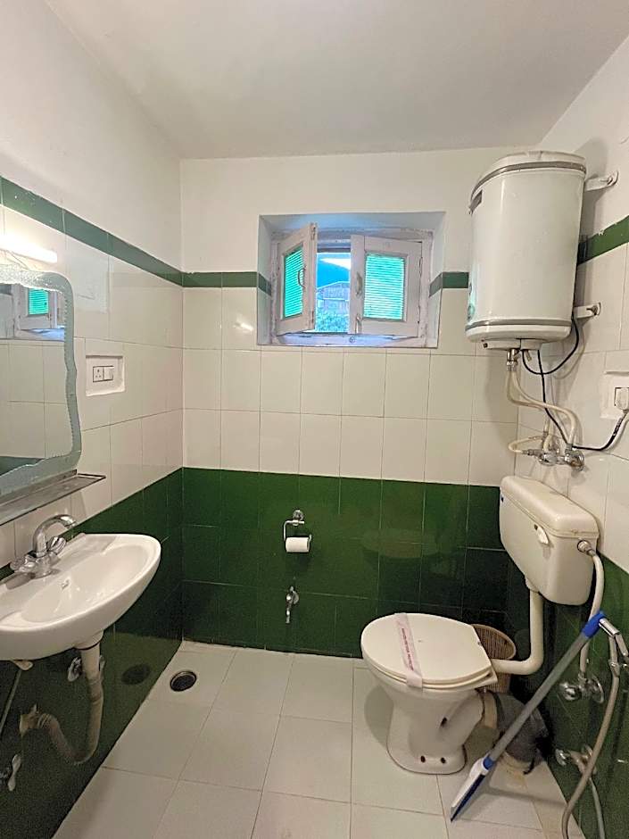 Tourist Hotel