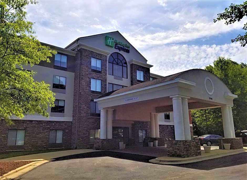 Holiday Inn Express Apex - Raleigh By IHG