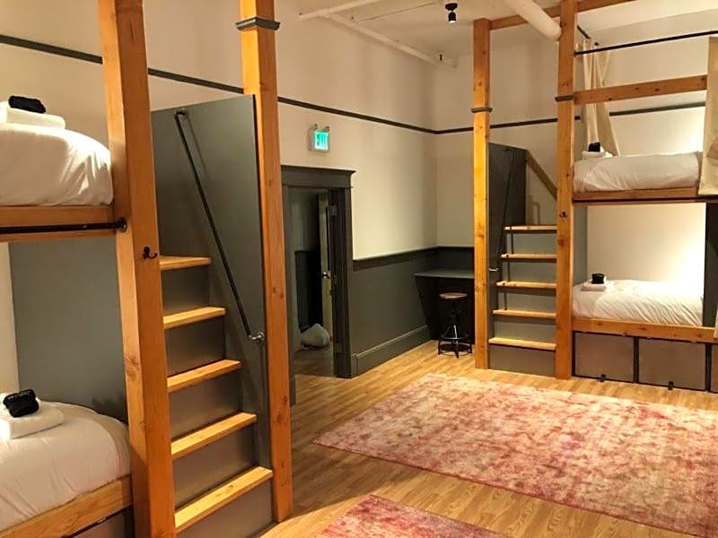 Hood River Hotel