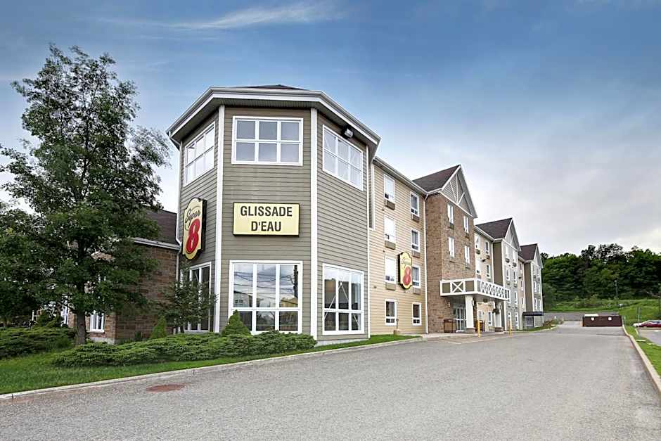 Super 8 by Wyndham Quebec City