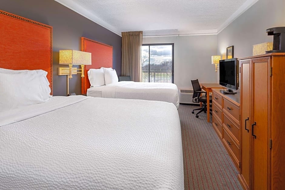 La Quinta Inn & Suites by Wyndham Kingsport Tricities Airport