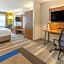 Holiday Inn Express & Suites Vandalia