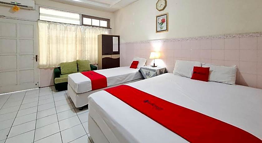 OYO 92454 Griya Raharja Guest House Syariah