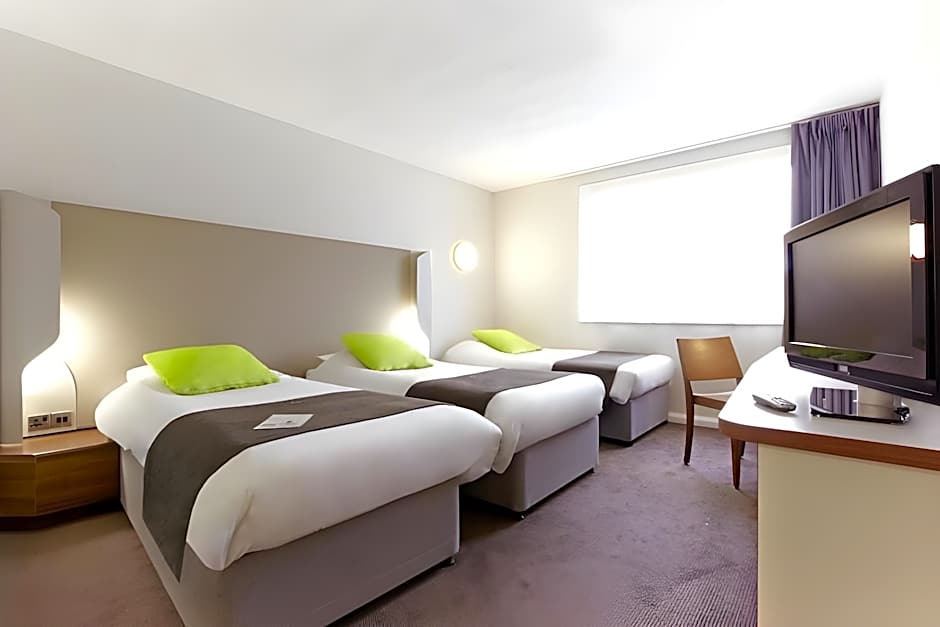 Photo 1 of 9 of Standard Quadruple Room
