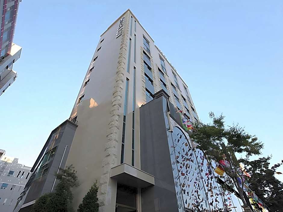 Business Design Hotel Luv