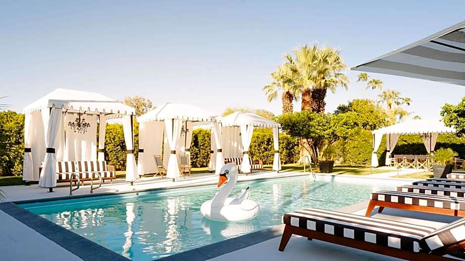 Hotel El Cid by AvantStay 16 OCC Full Hotel Buyout in Palm Springs w Pool