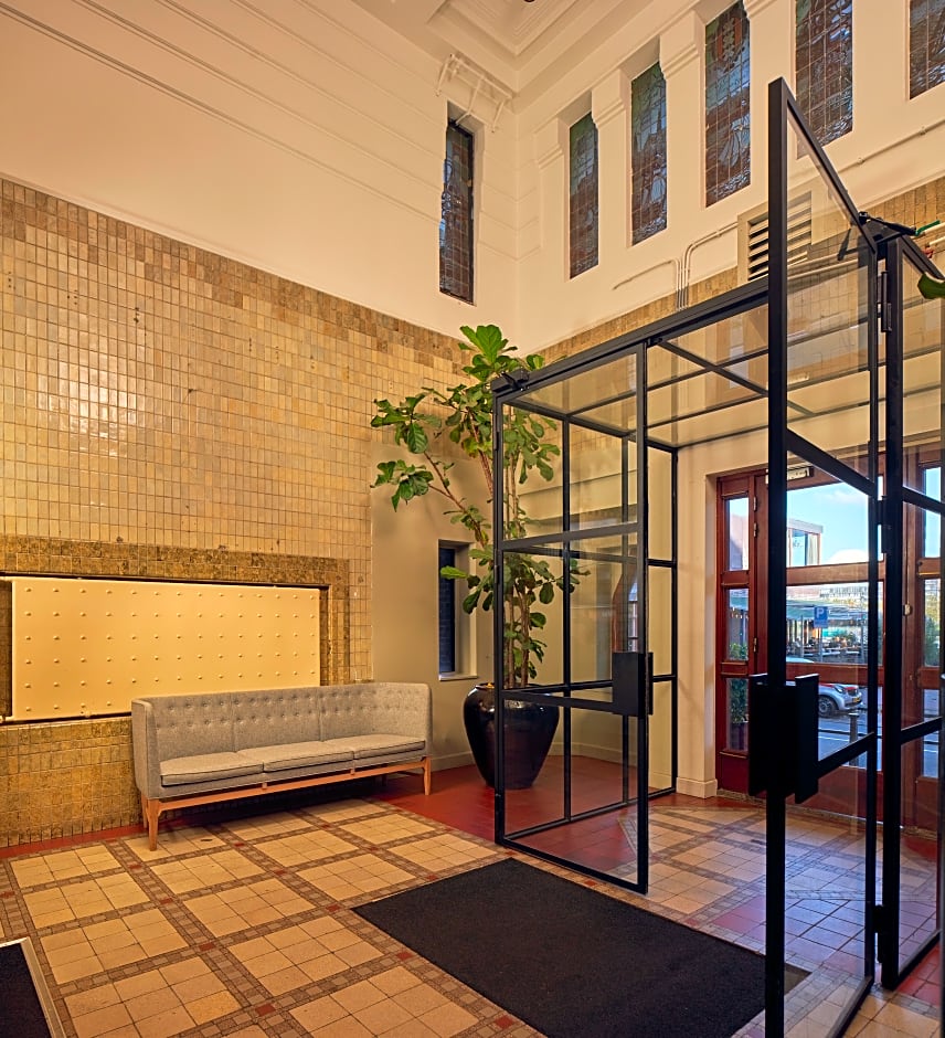 Lloyd Hotel