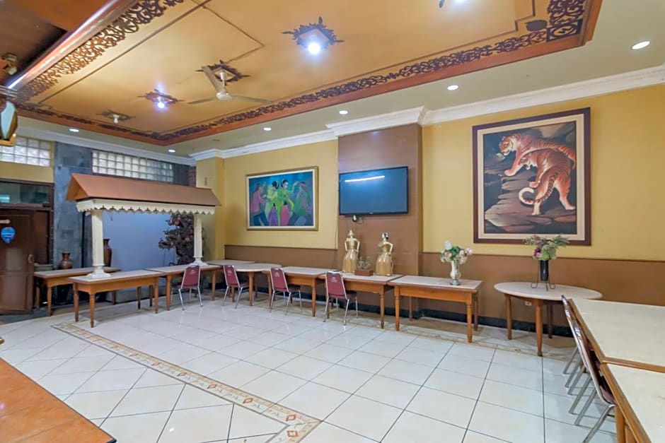 RedDoorz at Hotel Lodaya Bandung