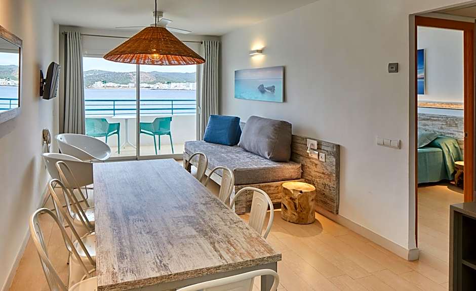 Playa Bella Apartments