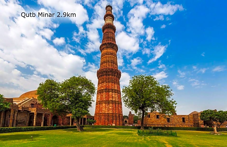 FabHotel La Paz Stay B&B