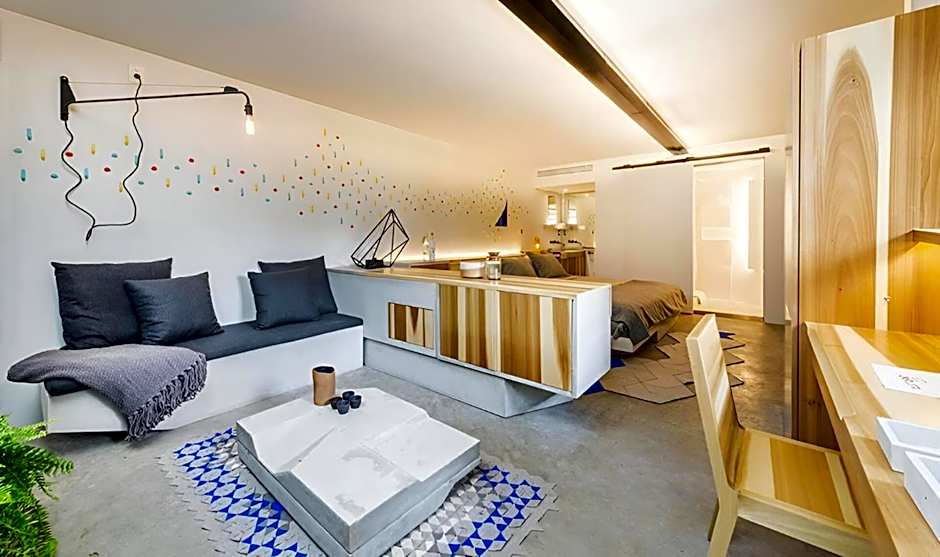 Hotel Carlota