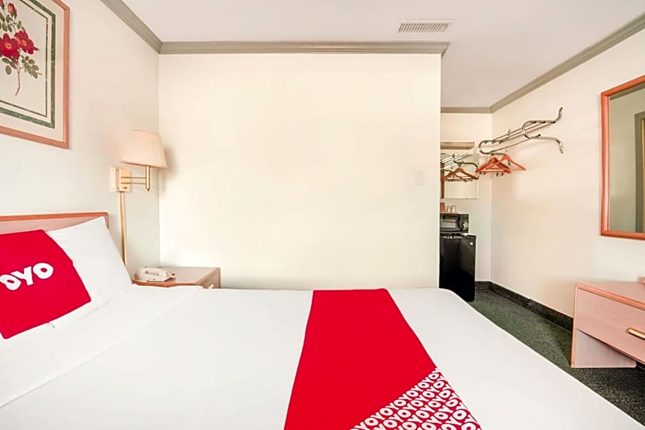Photo 1 of 11 of 1 Double Bed, Smoking