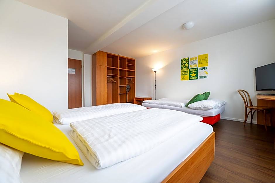 SLEEEP Hotel Sattledt