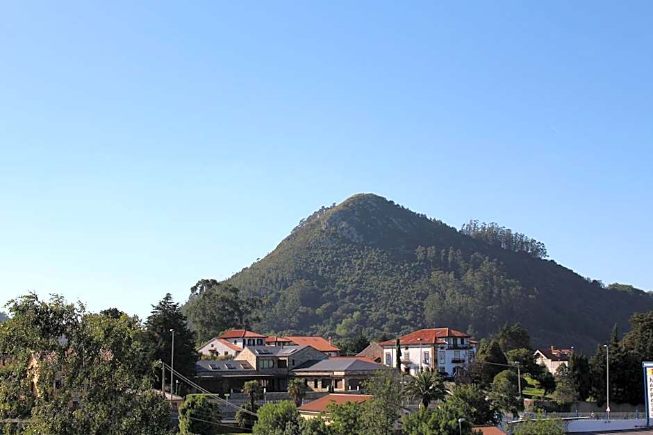 Hosteria La Moraleja
