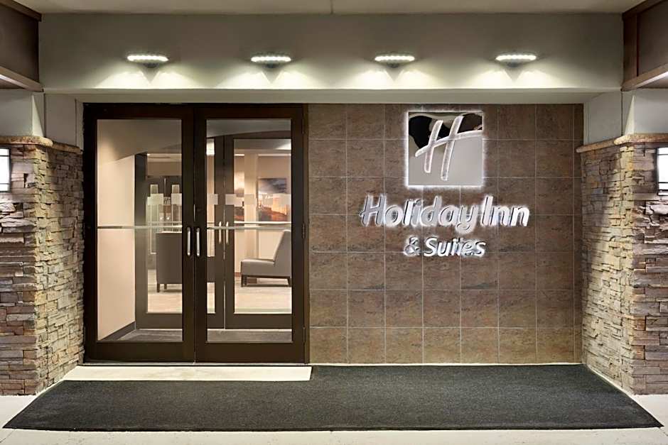 Holiday Inn & Suites Duluth-Downtown By IHG