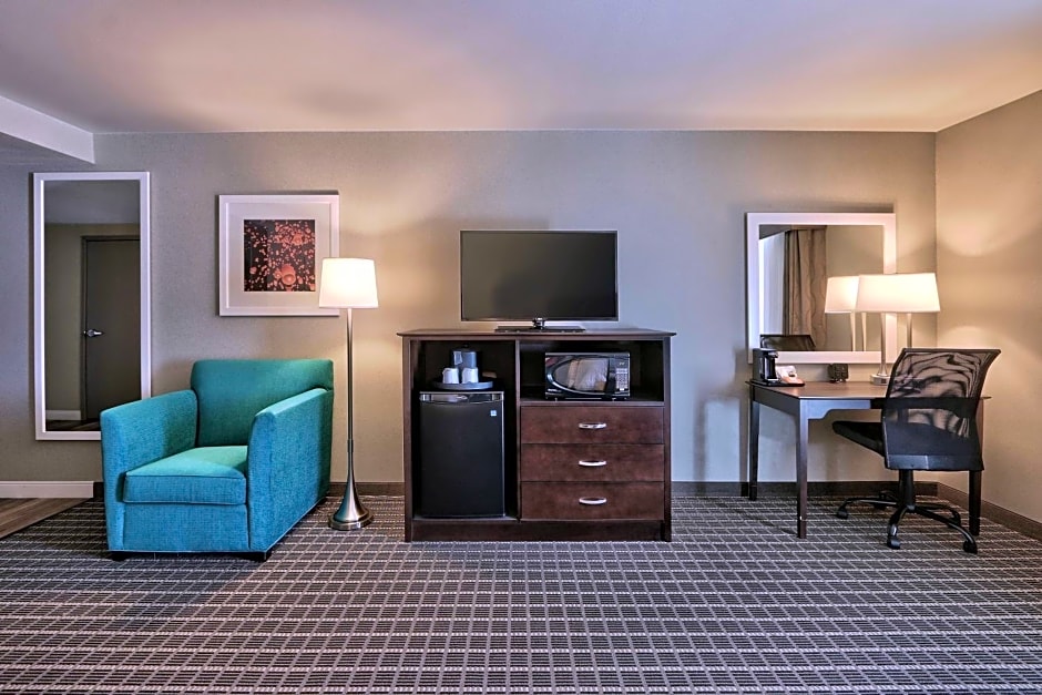 Hampton Inn By Hilton & Suites Albuquerque Airport