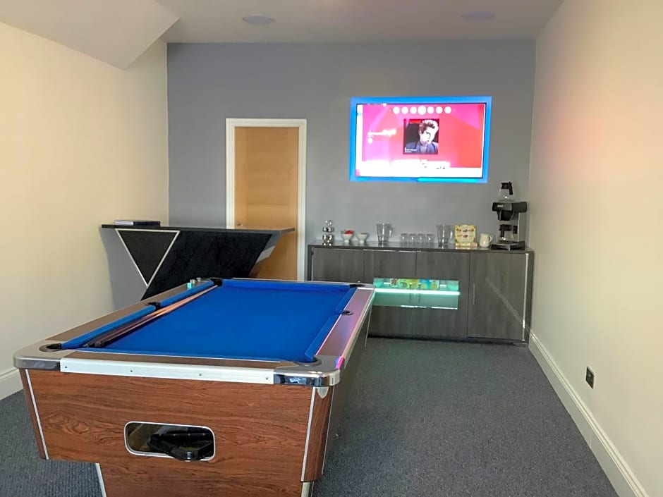 Avonlea Hotel – Blackpool